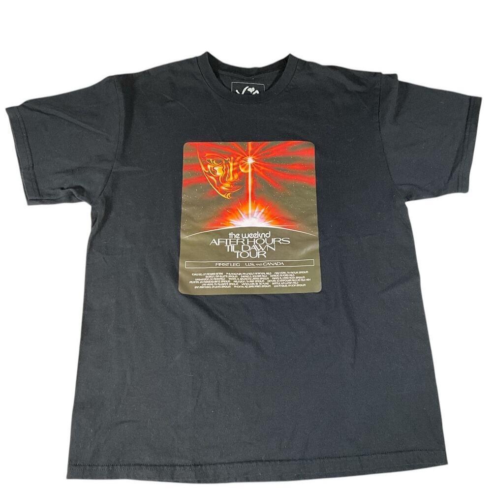 The Weekend After Hours Till Dawn Tour T-Shirt Size Large 100% Cotton NWOT
